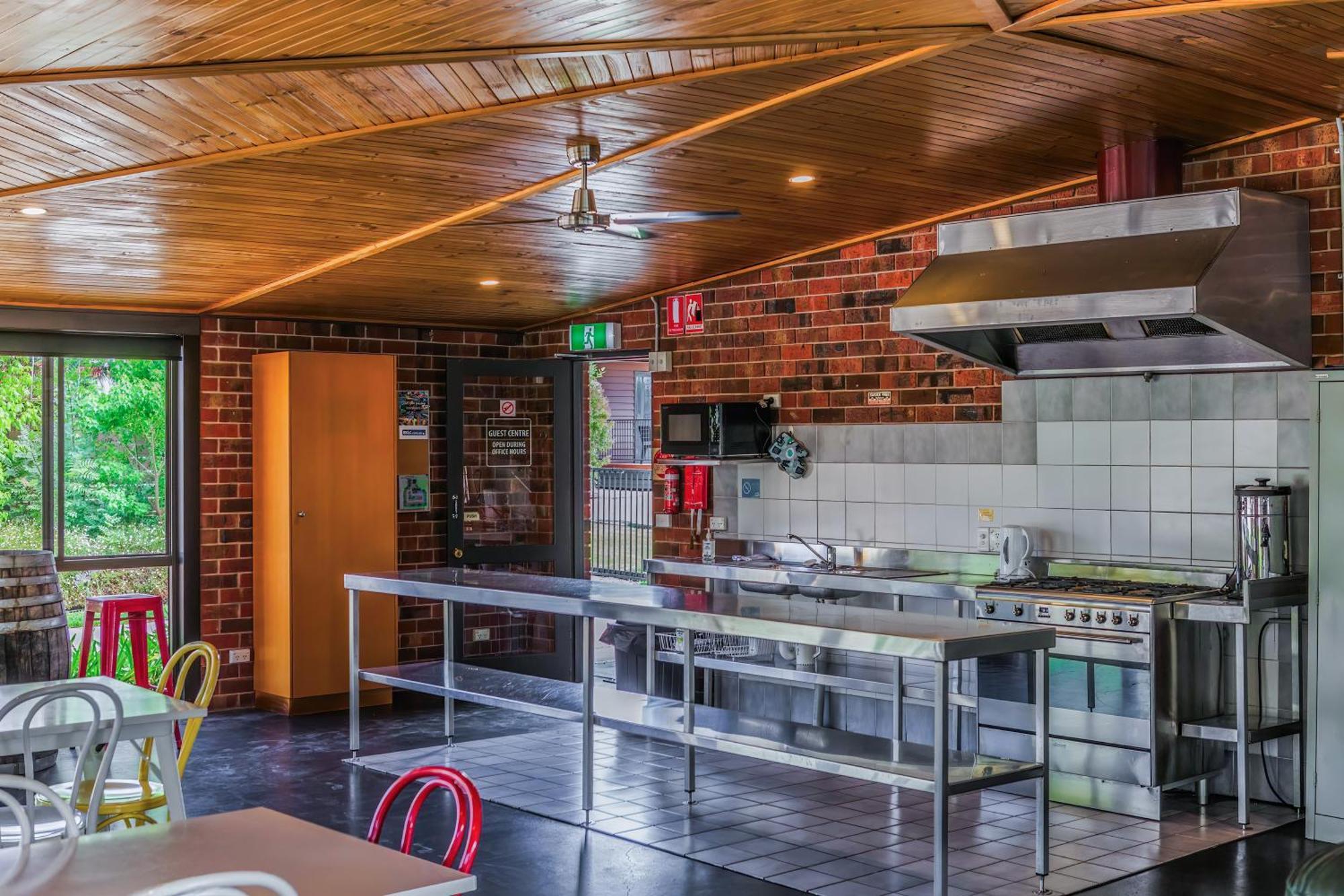 Big4 Albury Tourist Park Hotel Екстериор снимка