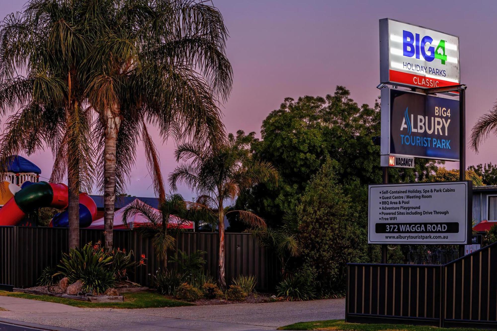 Big4 Albury Tourist Park Hotel Екстериор снимка
